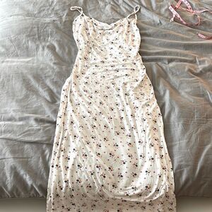 Very stretchy flower dress